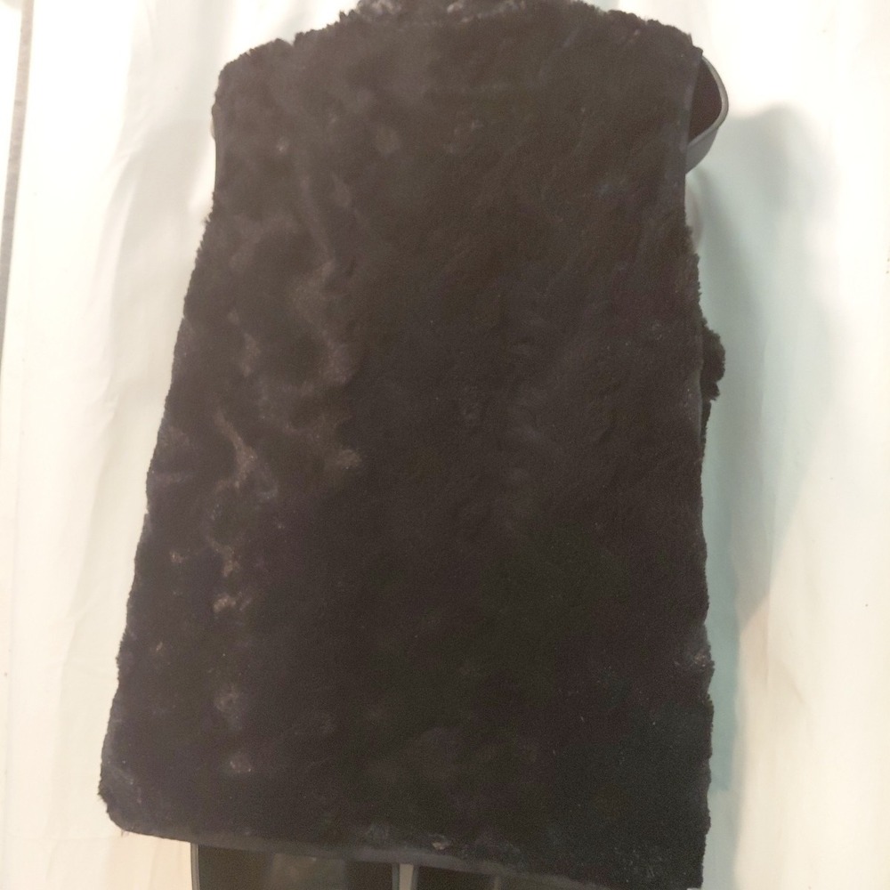Women's 90s Y2k Faux Fur Vest Sz L Quiet Luxury Going Out Mob Wife Boho‎ Chic - Picture 2 of 8